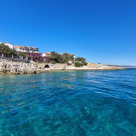 Apartmani Nikola Zastražišće المظهر الخارجي الصورة