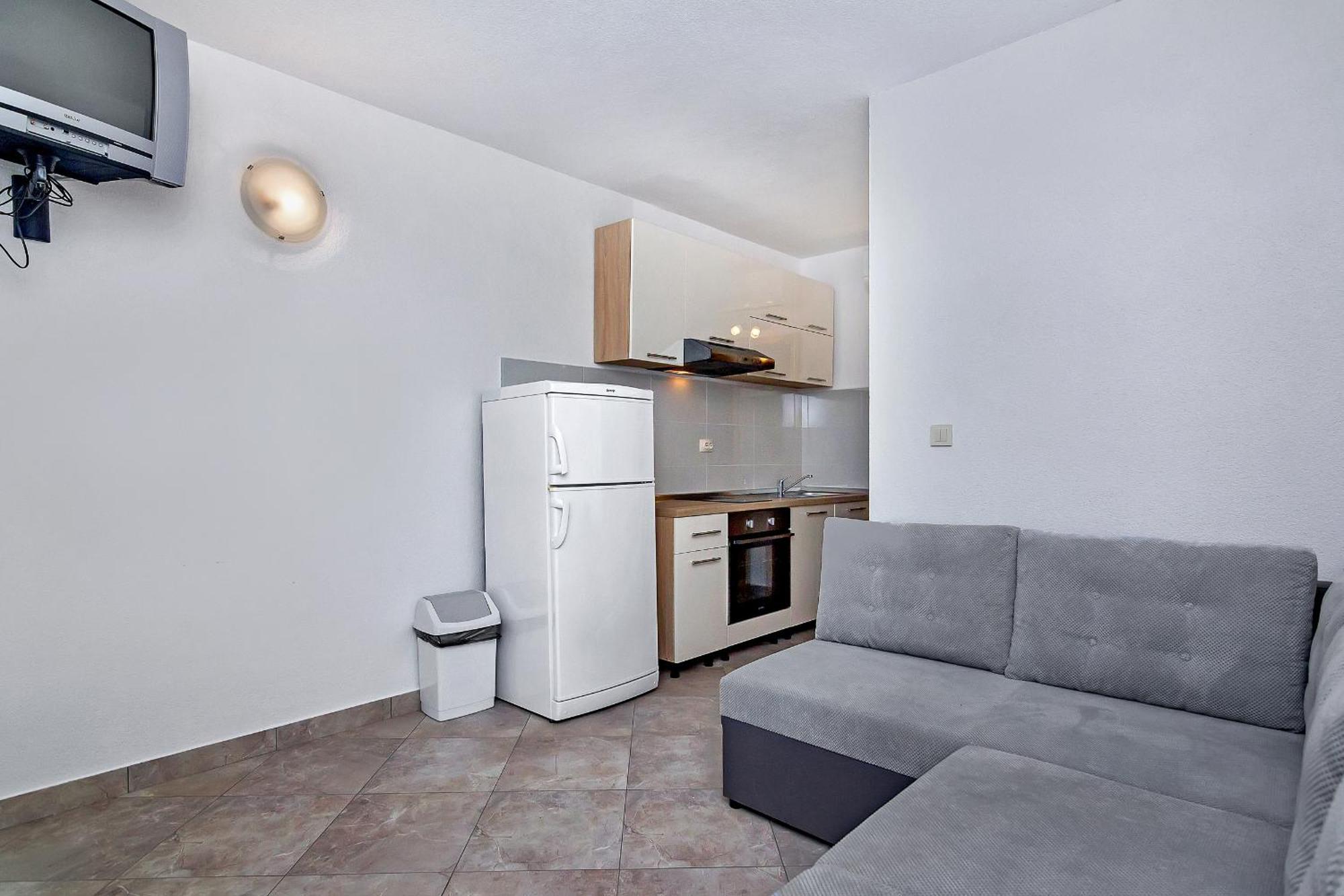 Apartmani Nikola Zastražišće المظهر الخارجي الصورة